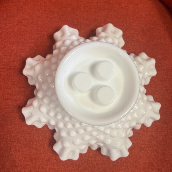 Vintage Fenton Hobnail Milk Glass Epergne: 1950s Ruffled Trumpet Vase - Picture 10 of 11